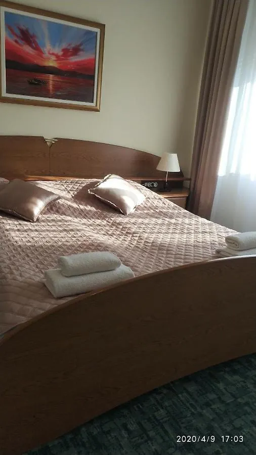 Guest house Diklo Beach Apartments Robert & Renata Zadar