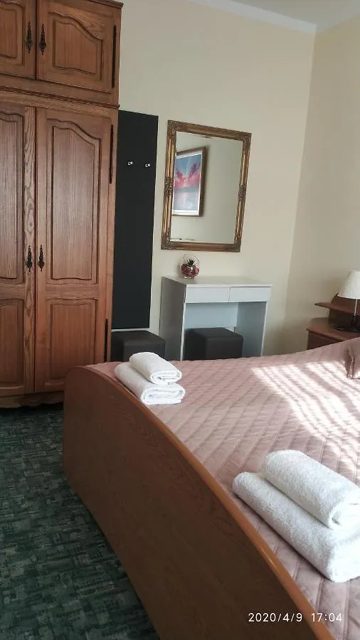 Diklo Beach Apartments Robert & Renata Zadar Guest house
