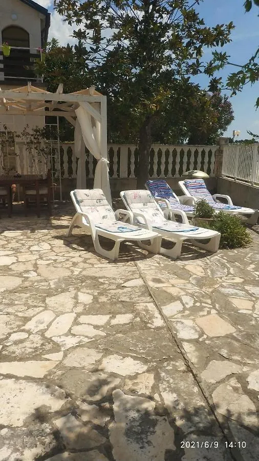 Diklo Beach Apartments Robert & Renata Zadar 3*,  Croatia