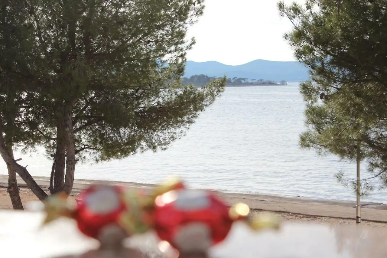 Diklo Beach Apartments Robert & Renata Zadar