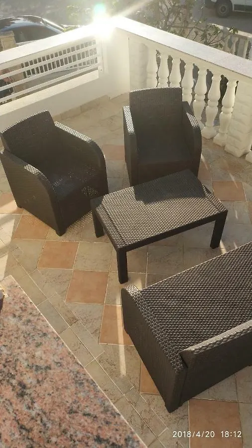 Diklo Beach Apartments Robert & Renata Zadar Guest house
