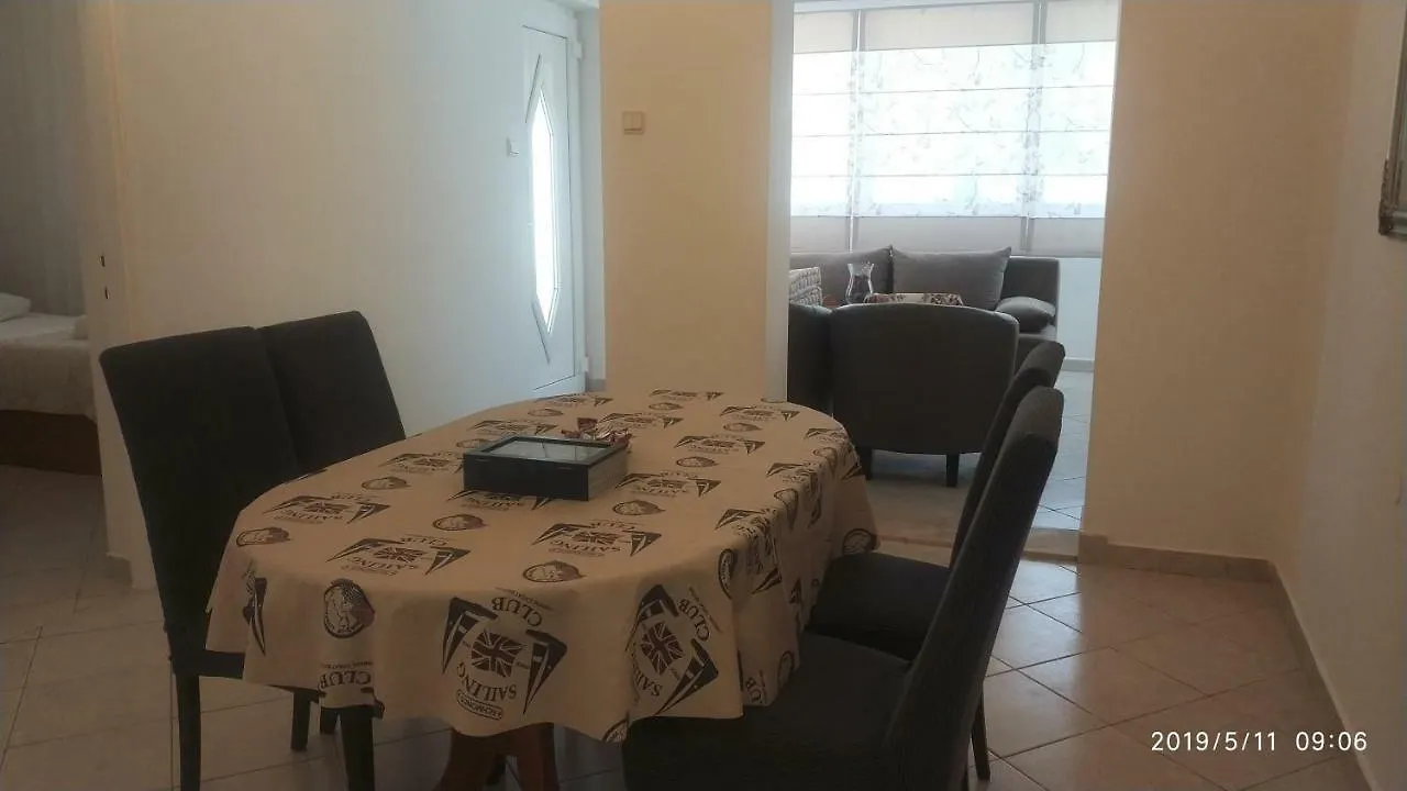 Diklo Beach Apartments Robert & Renata Zadar 3*,