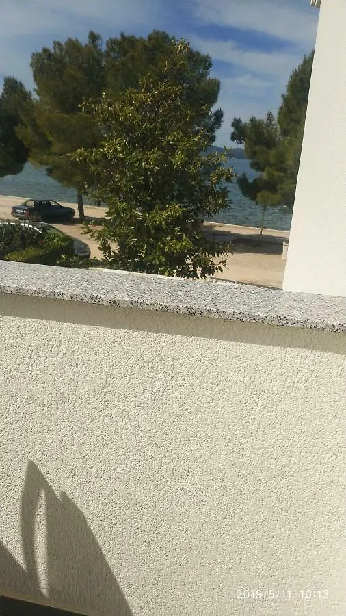 Diklo Beach Apartments Robert & Renata Zadar Guest house