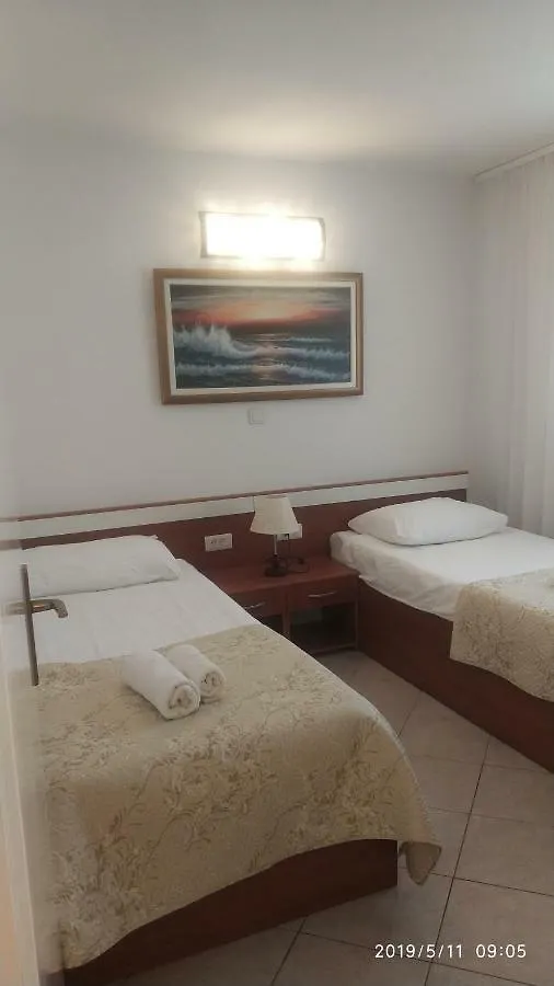 Diklo Beach Apartments Robert & Renata Zadar